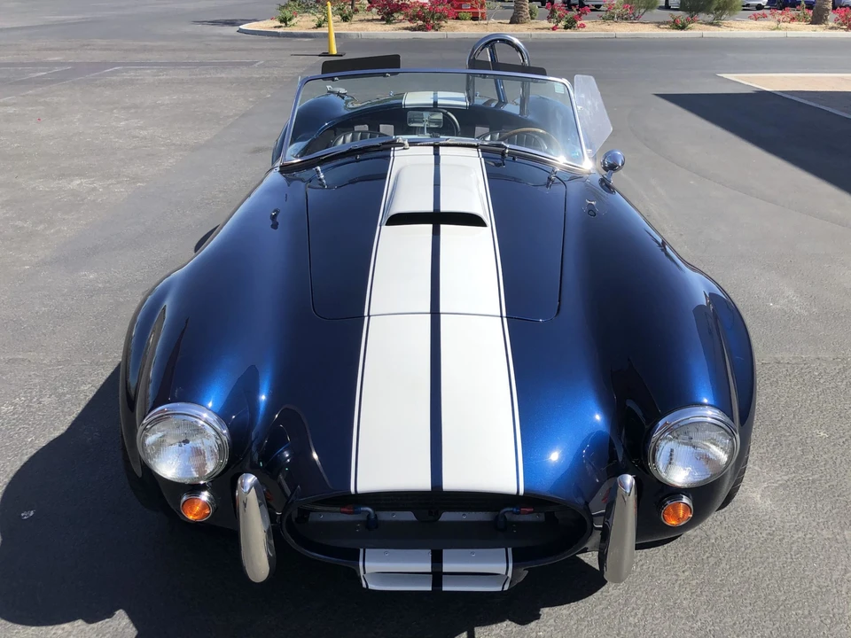 Shelby Cobra Replica - Image 8 of 31