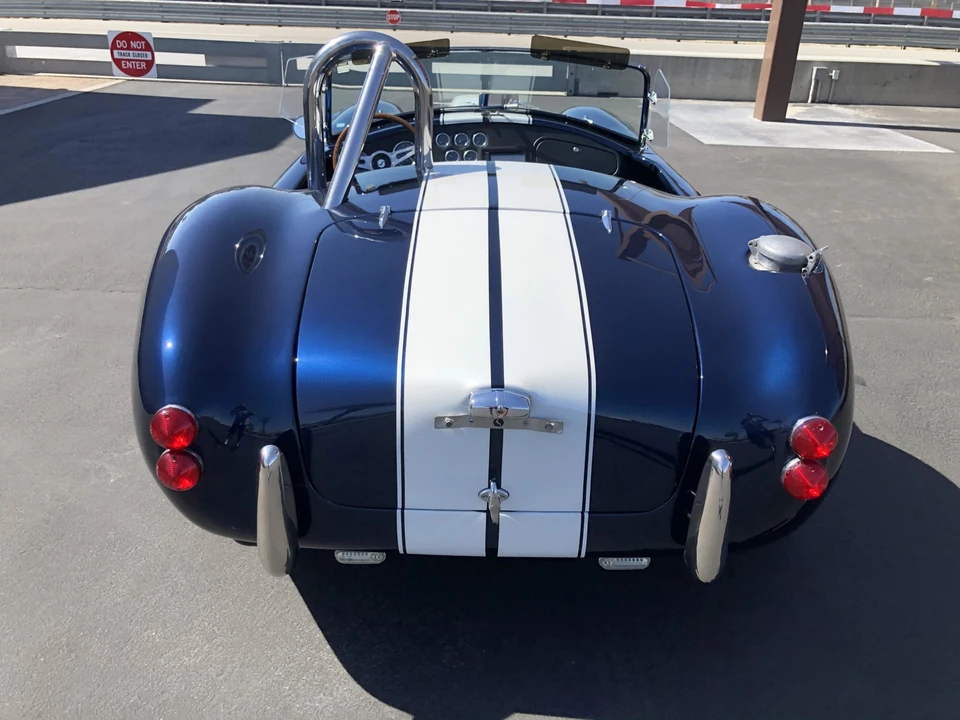 Shelby Cobra Replica - Image 16 of 31