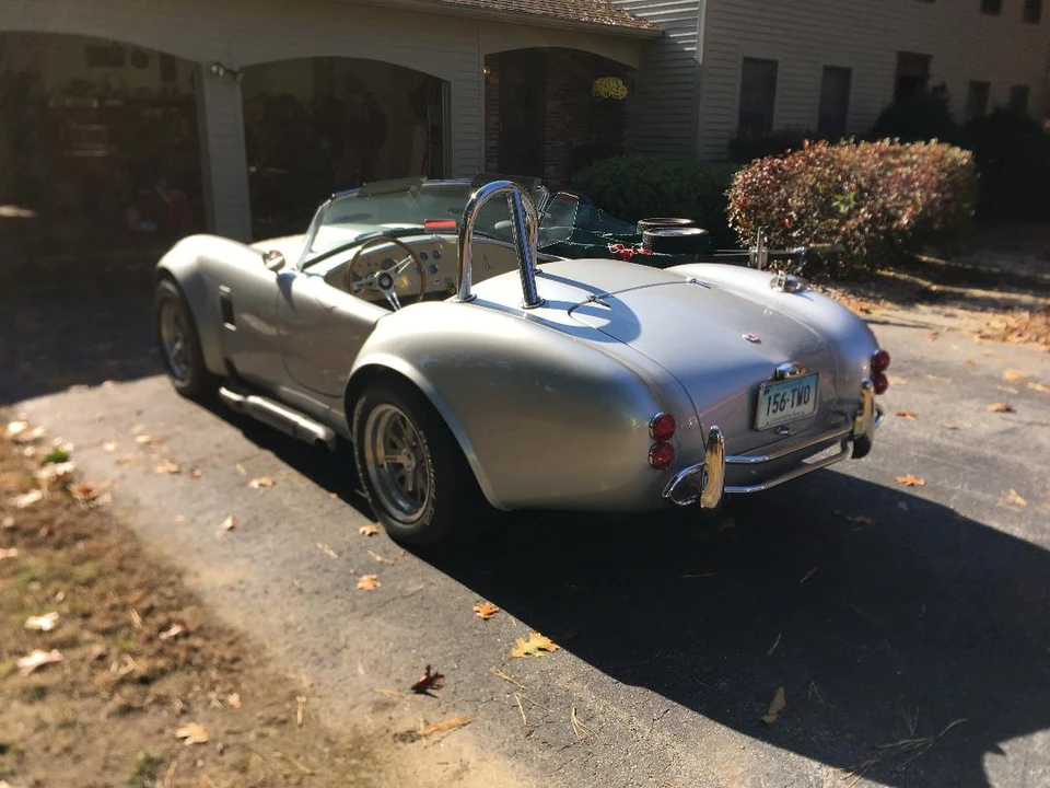 Shelby Cobra Replica - Image 7 of 31