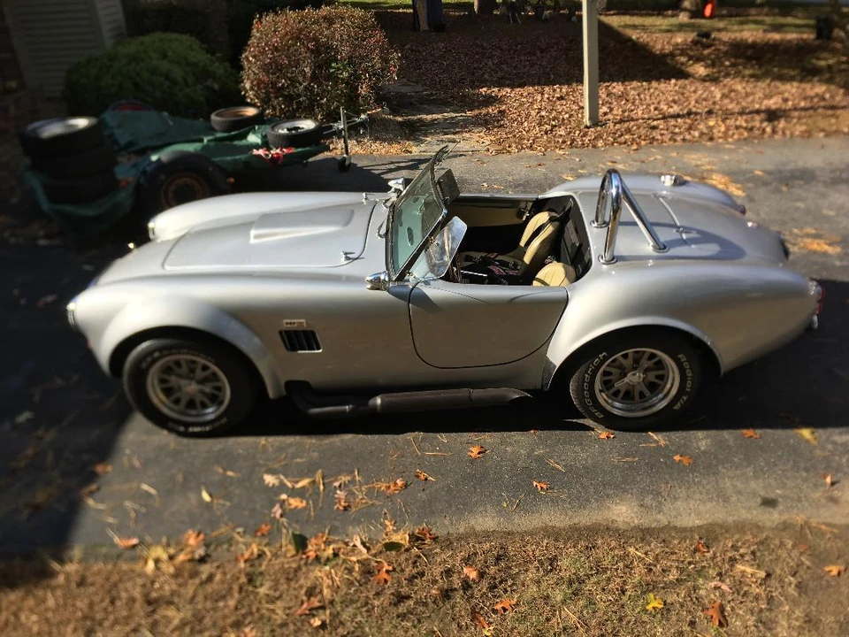 Shelby Cobra Replica - Image 5 of 31