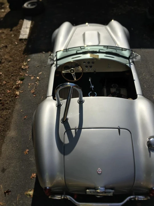 Shelby Cobra Replica - Image 9 of 31