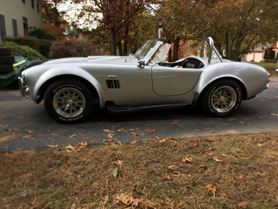 Shelby Cobra Replica - Image 6 of 31