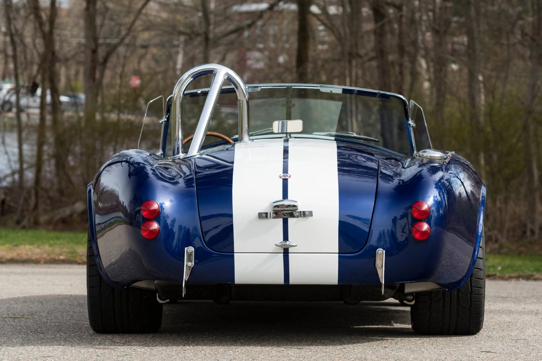Shelby Cobra Replica - Image 17 of 31
