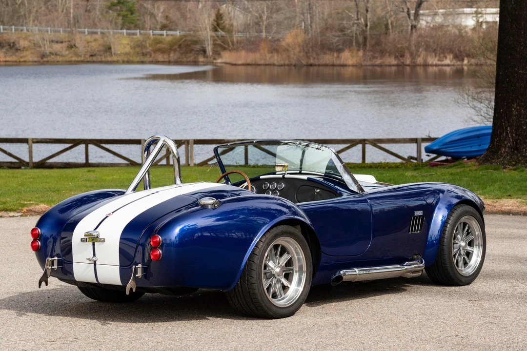 Shelby Cobra Replica - Image 16 of 31