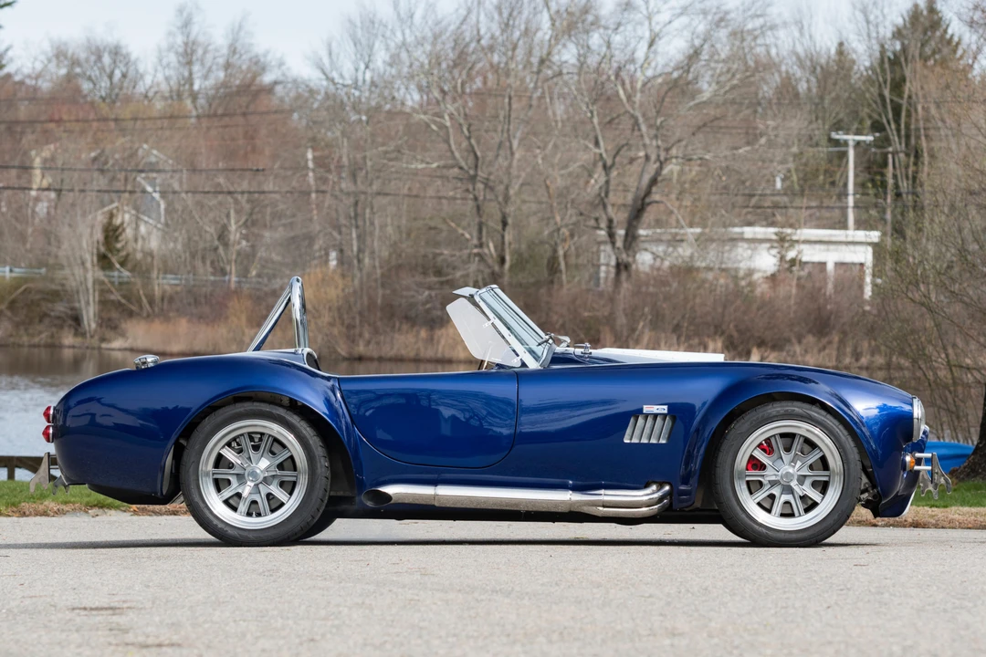 Shelby Cobra Replica - Image 12 of 31