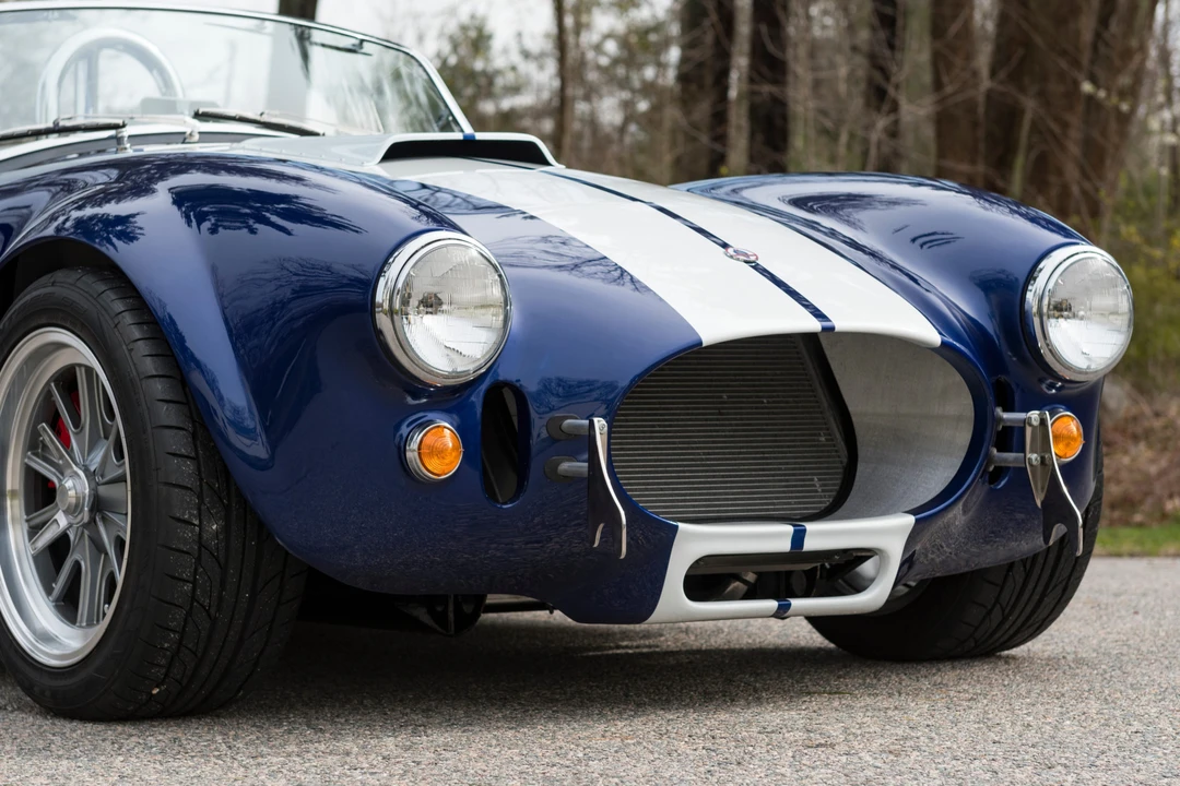 Shelby Cobra Replica - Image 21 of 31