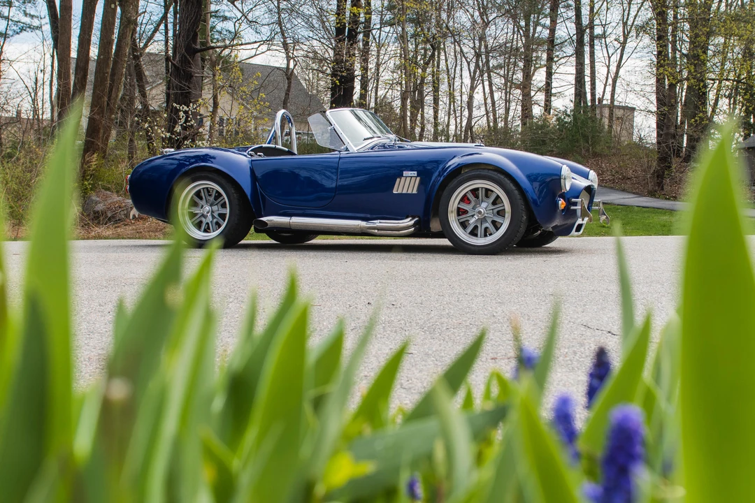 Shelby Cobra Replica - Image 11 of 31