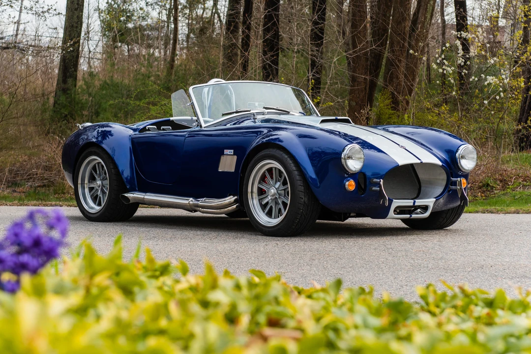 Shelby Cobra Replica - Image 13 of 31
