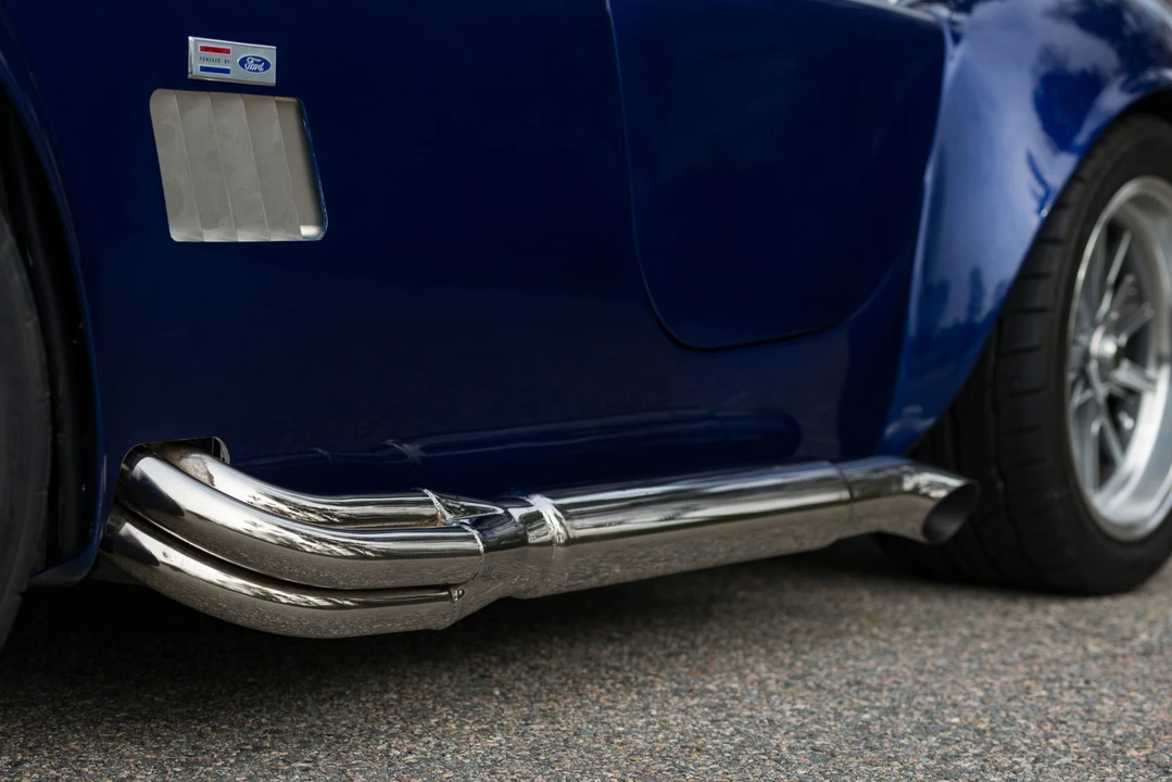 Shelby Cobra Replica - Image 25 of 31