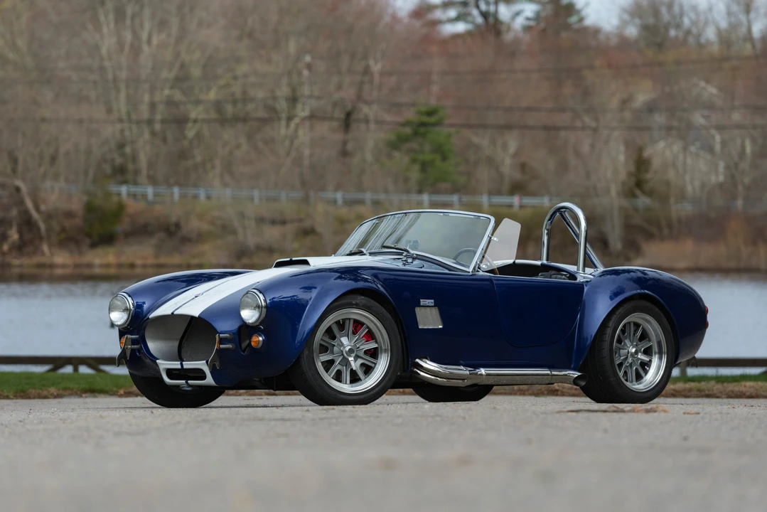 Shelby Cobra Replica - Image 4 of 31