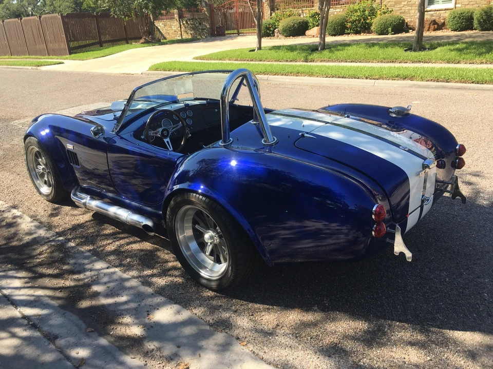 Shelby Cobra Replica - Image 6 of 31