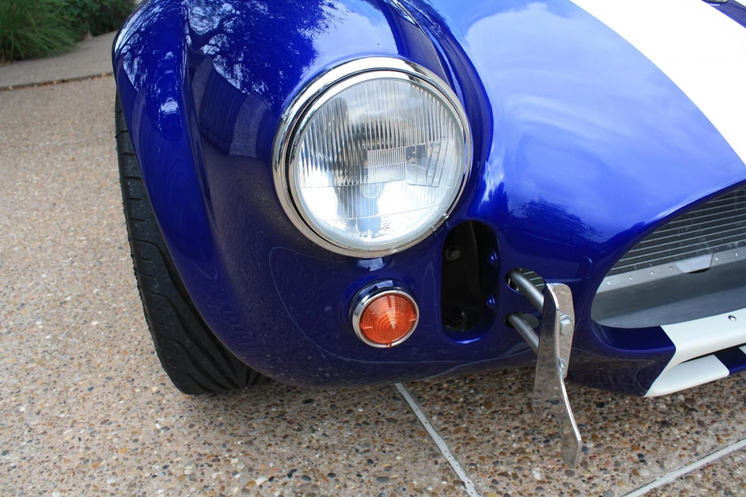 Shelby Cobra Replica - Image 10 of 31