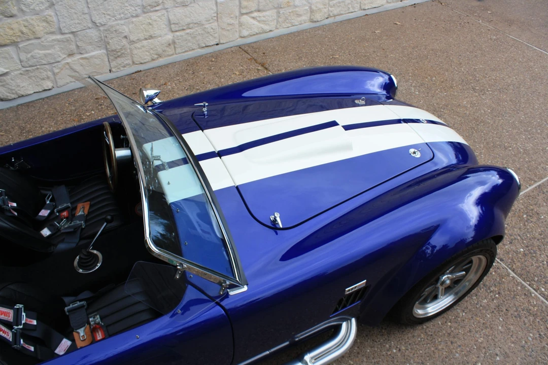 Shelby Cobra Replica - Image 17 of 31