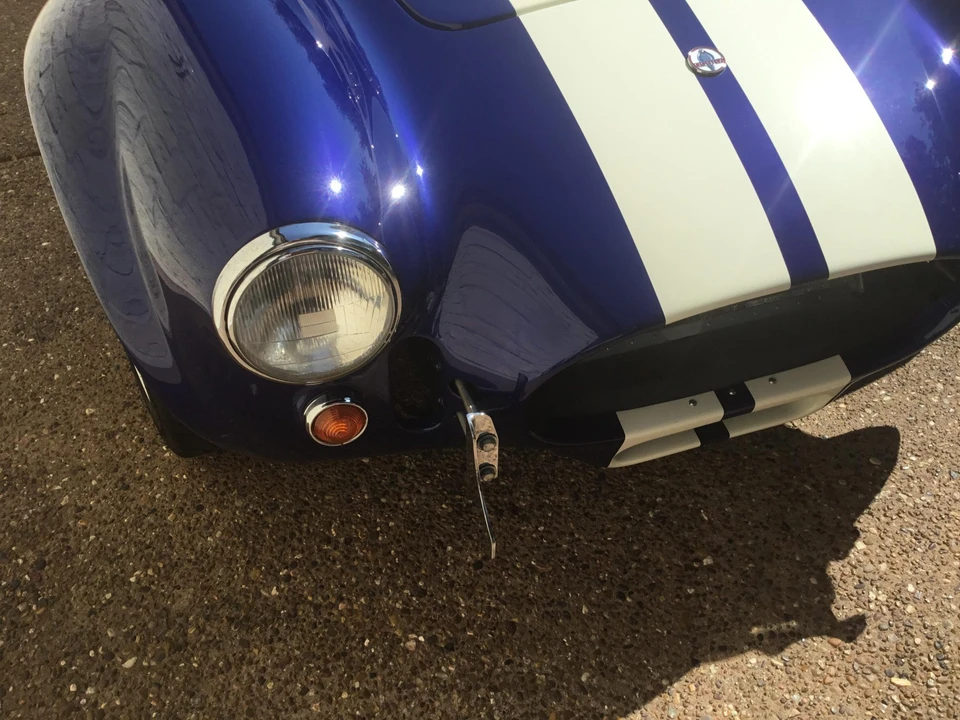 Shelby Cobra Replica - Image 14 of 31