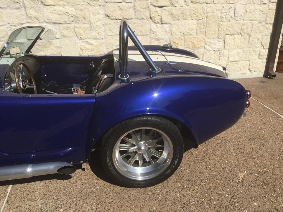 Shelby Cobra Replica - Image 23 of 31