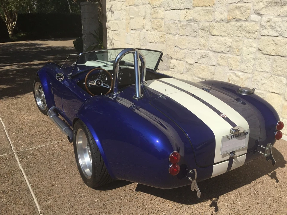 Shelby Cobra Replica - Image 7 of 31
