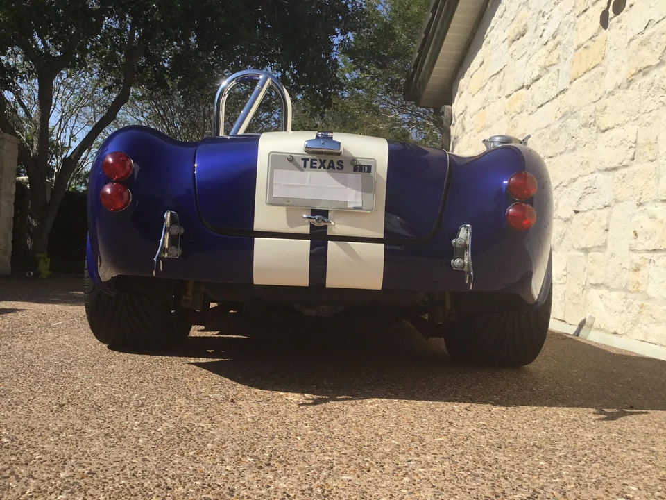 Shelby Cobra Replica - Image 9 of 31