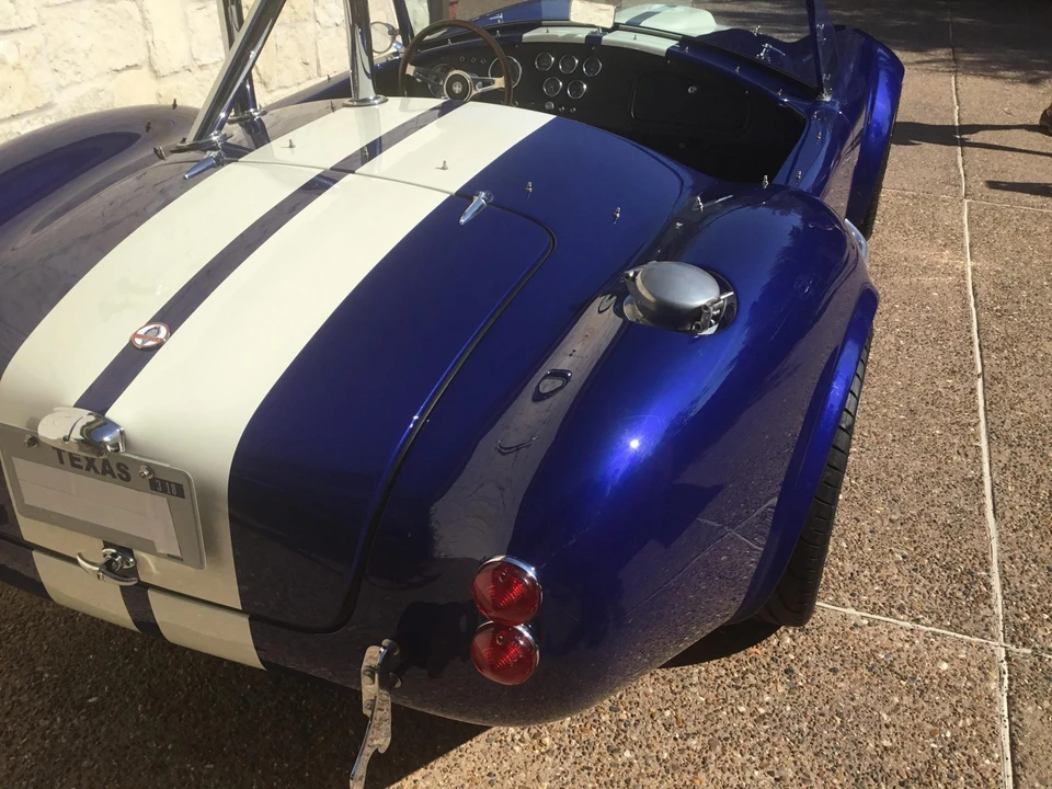 Shelby Cobra Replica - Image 26 of 31
