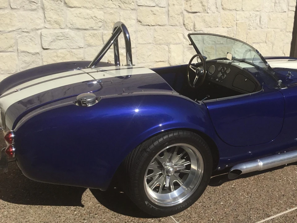 Shelby Cobra Replica - Image 30 of 31