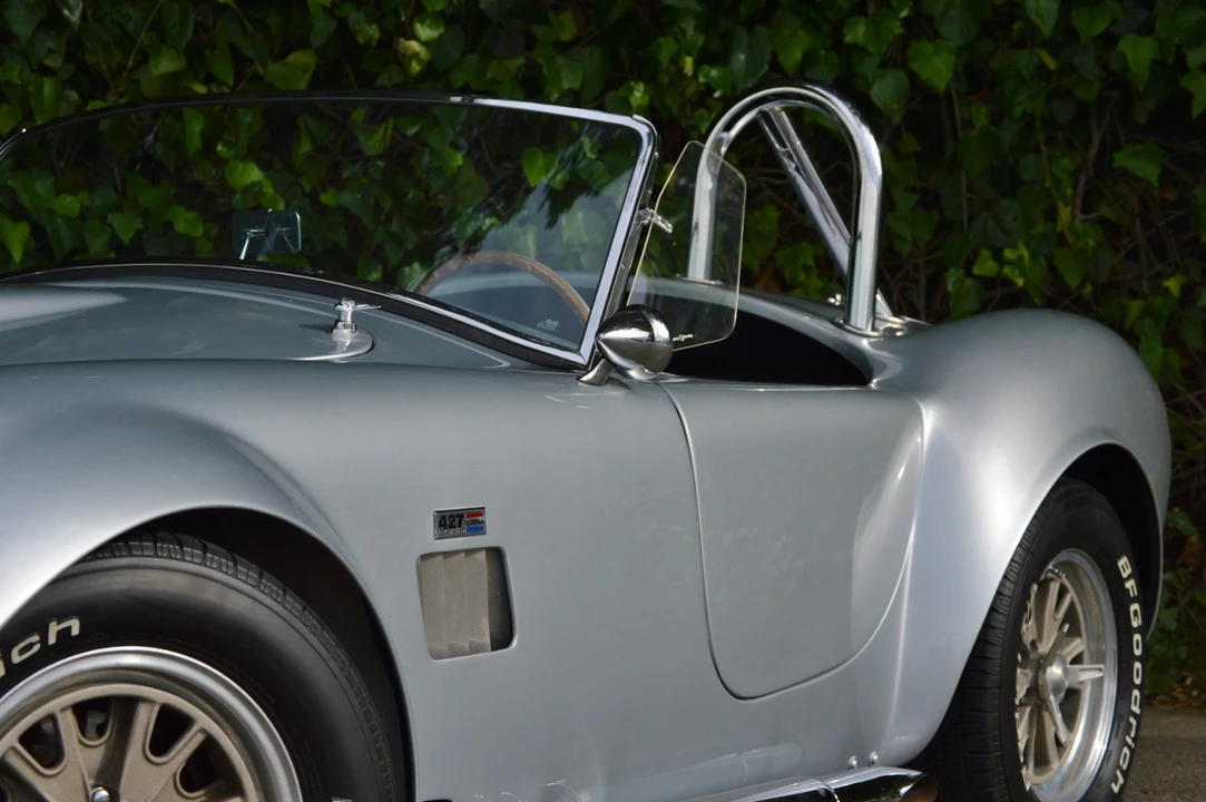 Shelby Cobra Replica - Image 20 of 31