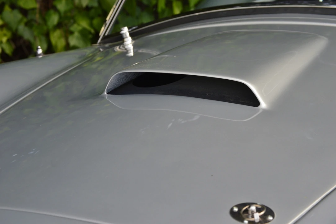 Shelby Cobra Replica - Image 15 of 31
