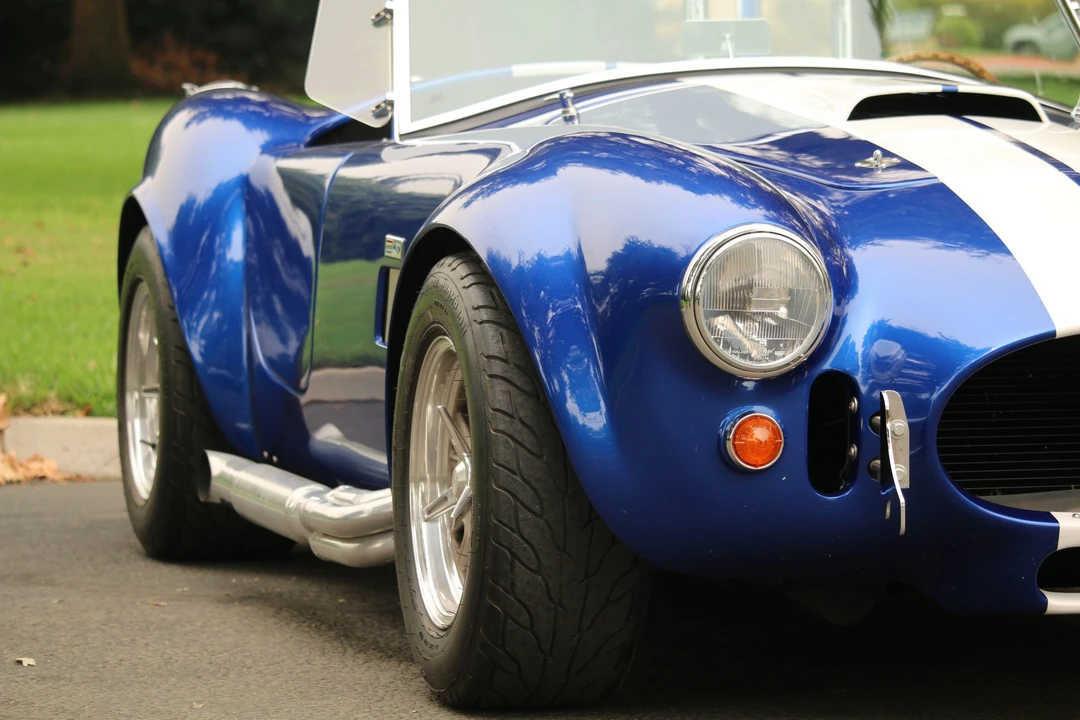 Shelby Cobra Replica - Image 21 of 31