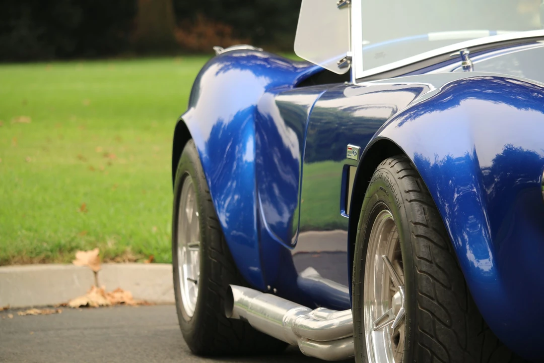 Shelby Cobra Replica - Image 20 of 31