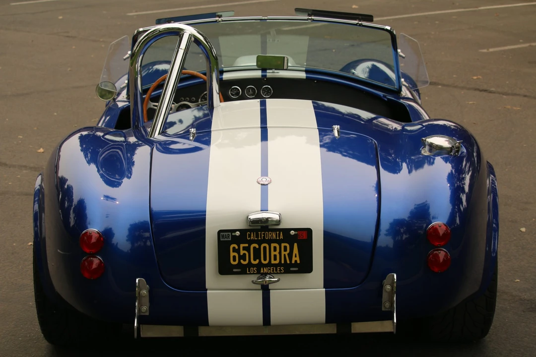 Shelby Cobra Replica - Image 13 of 31