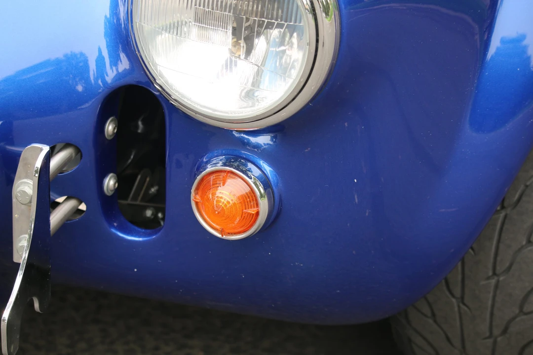 Shelby Cobra Replica - Image 26 of 31