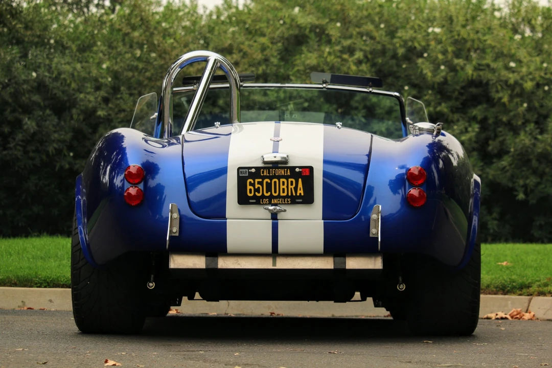 Shelby Cobra Replica - Image 12 of 31