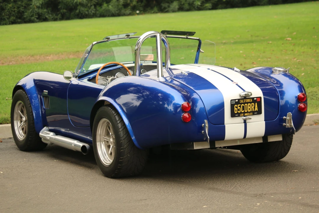 Shelby Cobra Replica - Image 16 of 31