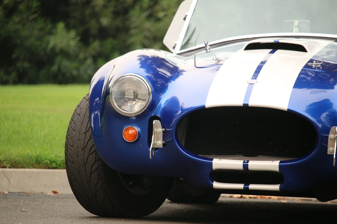 Shelby Cobra Replica - Image 23 of 31