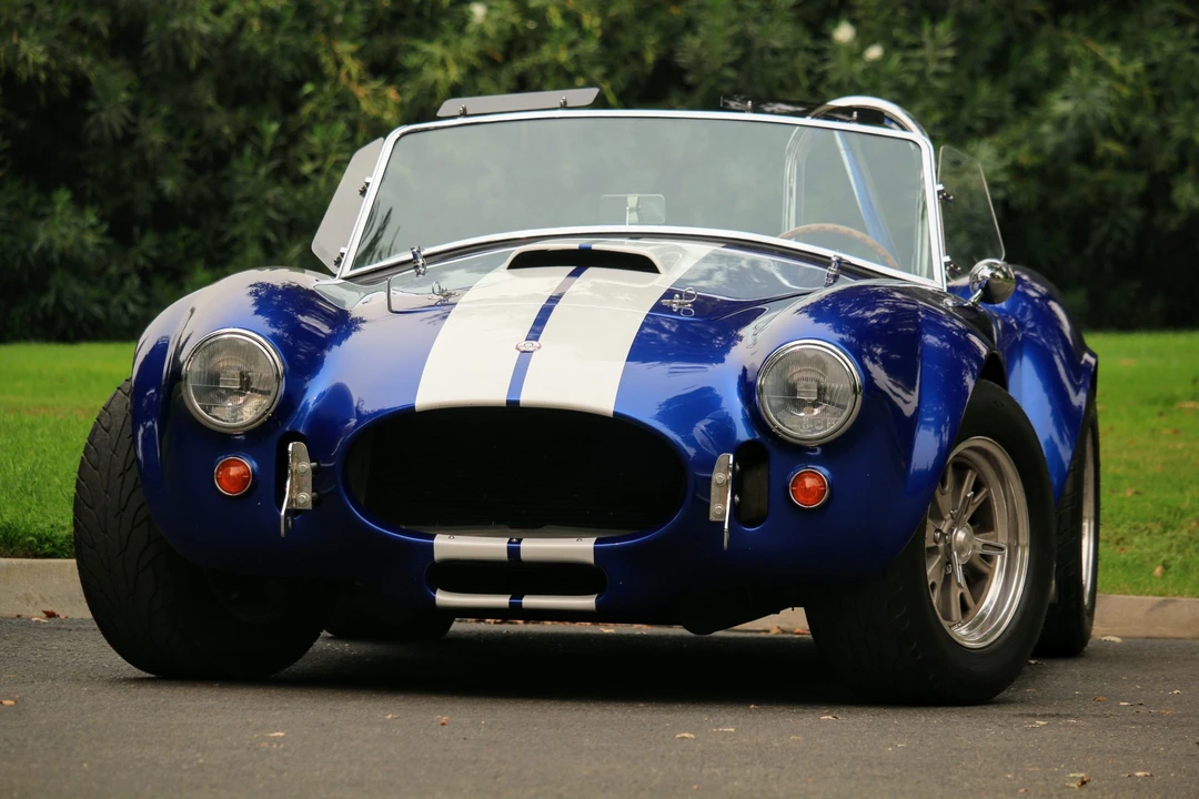 Shelby Cobra Replica - Image 4 of 31
