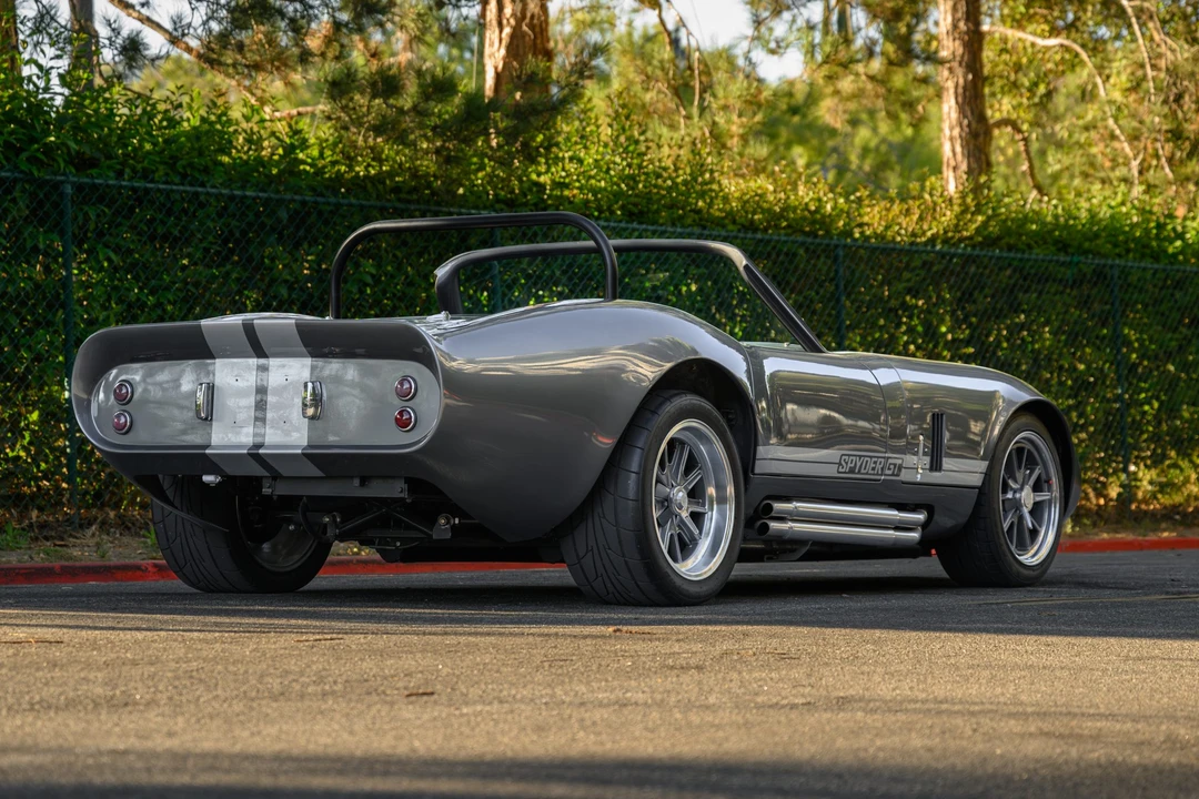 Shelby Daytona Replica - Image 8 of 31