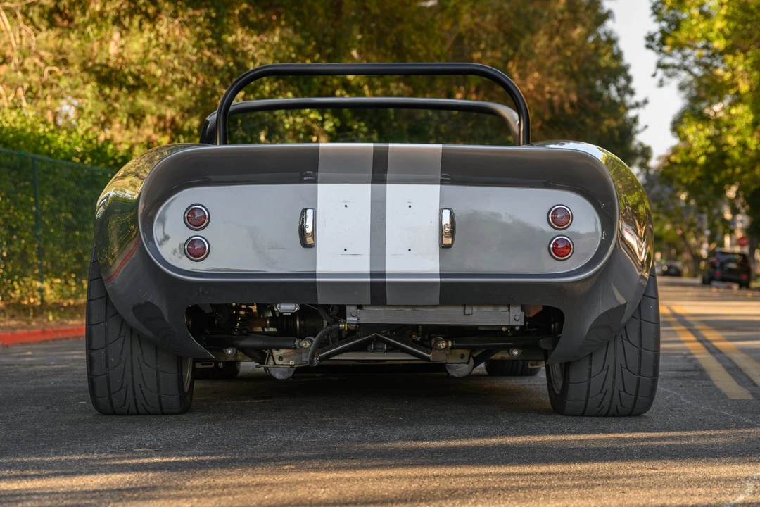 Shelby Daytona Replica - Image 7 of 31