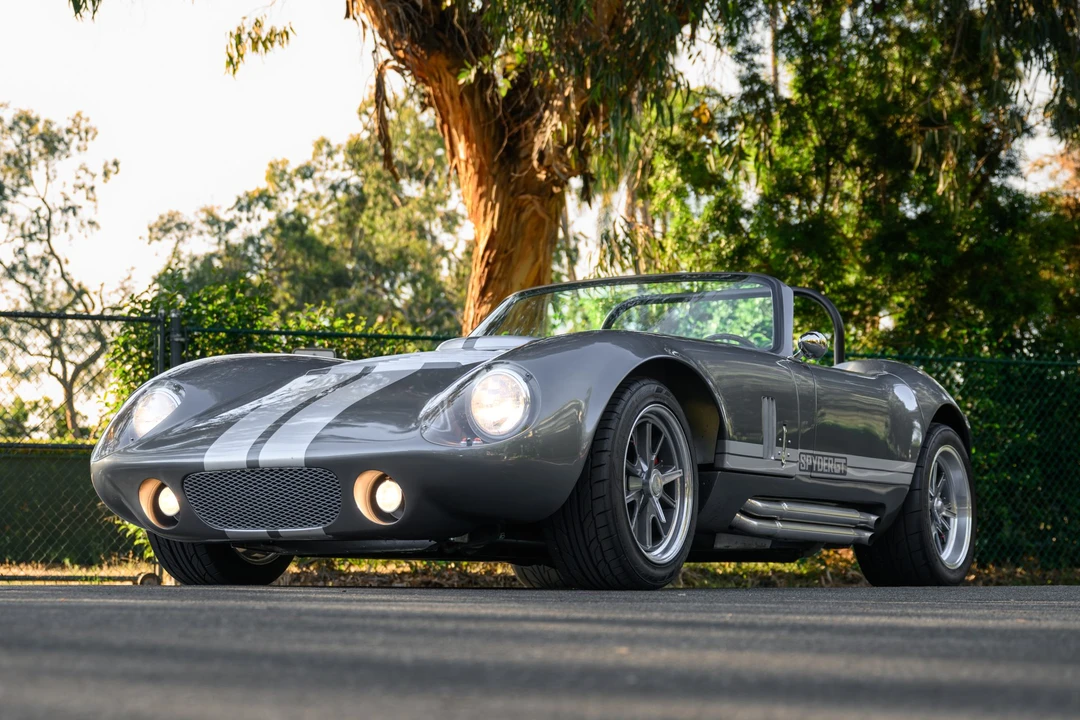 Shelby Daytona Replica - Image 2 of 31