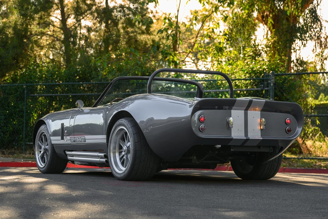 Shelby Daytona Replica - Image 6 of 31