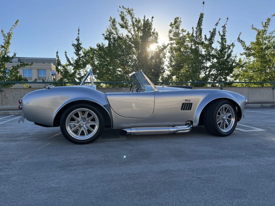 Shelby Cobra Replica - Image 11 of 31