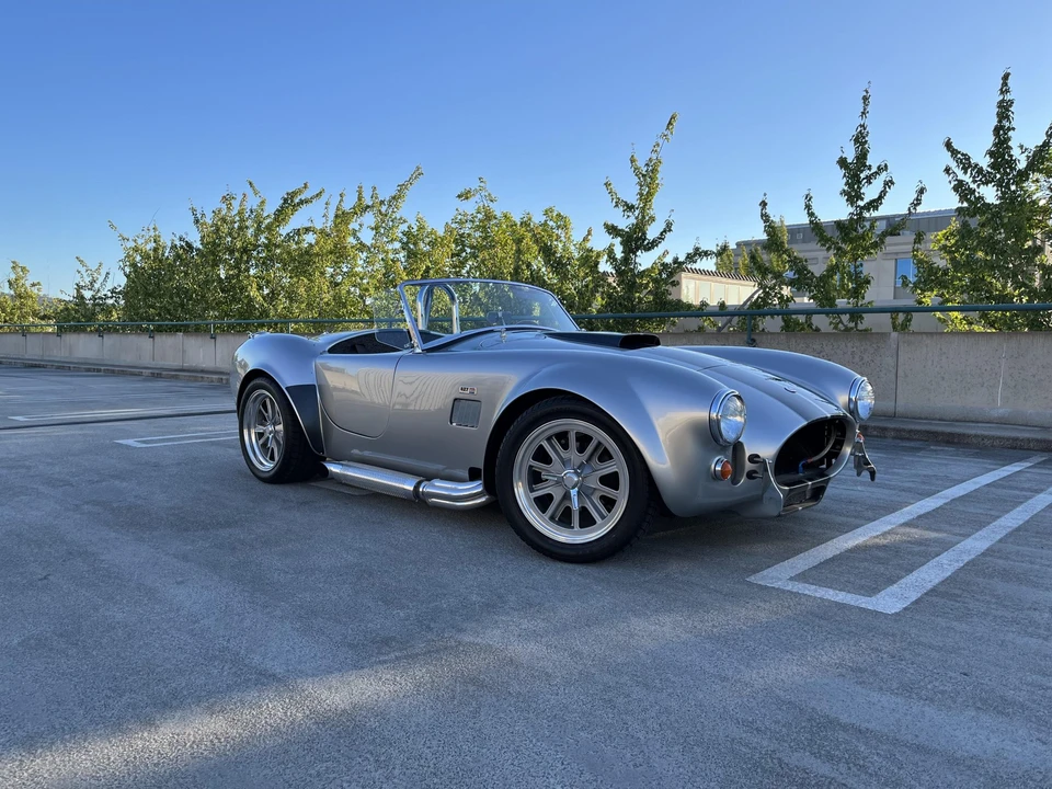 Shelby Cobra Replica - Image 10 of 31