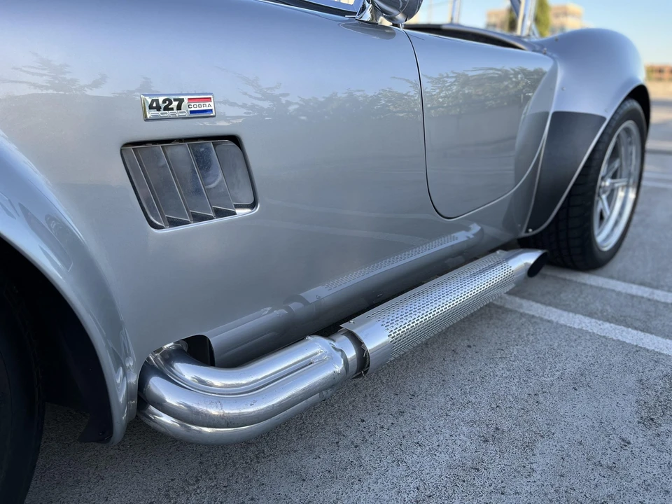 Shelby Cobra Replica - Image 24 of 31