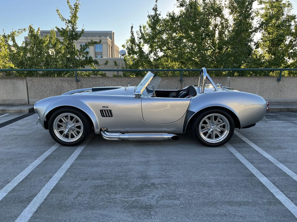 Shelby Cobra Replica - Image 19 of 31