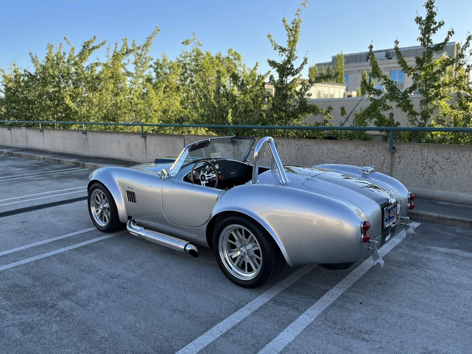 Shelby Cobra Replica - Image 18 of 31