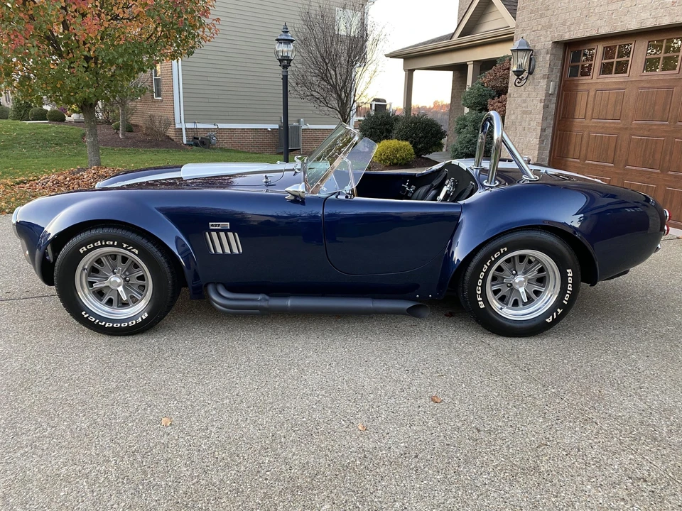 Shelby Cobra Replica - Image 3 of 31