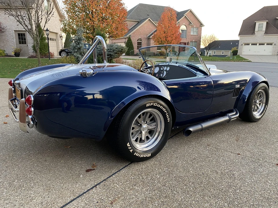 Shelby Cobra Replica - Image 7 of 31