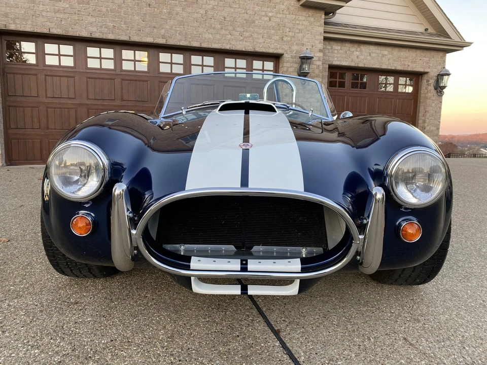 Shelby Cobra Replica - Image 11 of 31