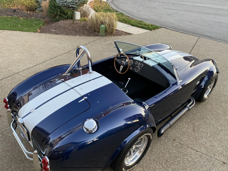 Shelby Cobra Replica - Image 15 of 31