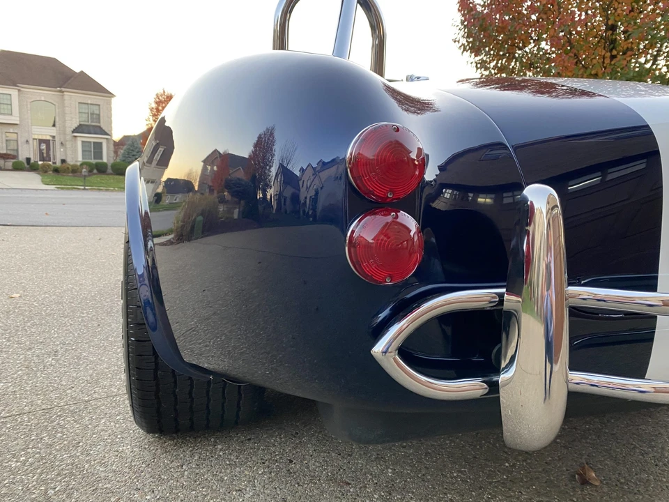 Shelby Cobra Replica - Image 26 of 31