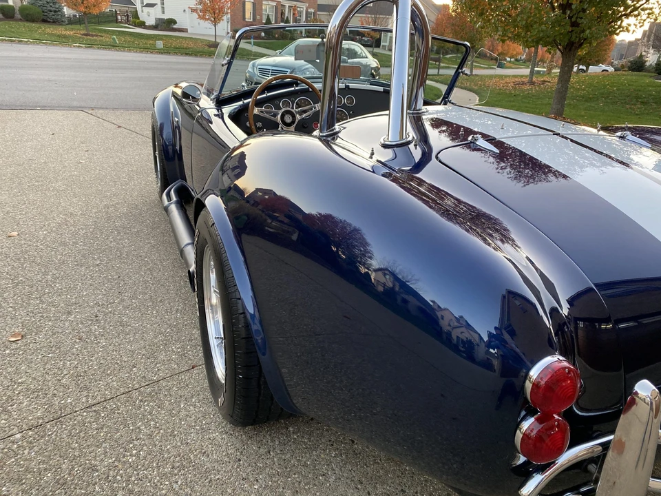 Shelby Cobra Replica - Image 28 of 31