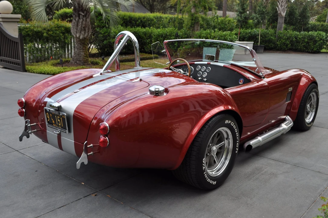 Shelby Cobra Replica - Image 10 of 31