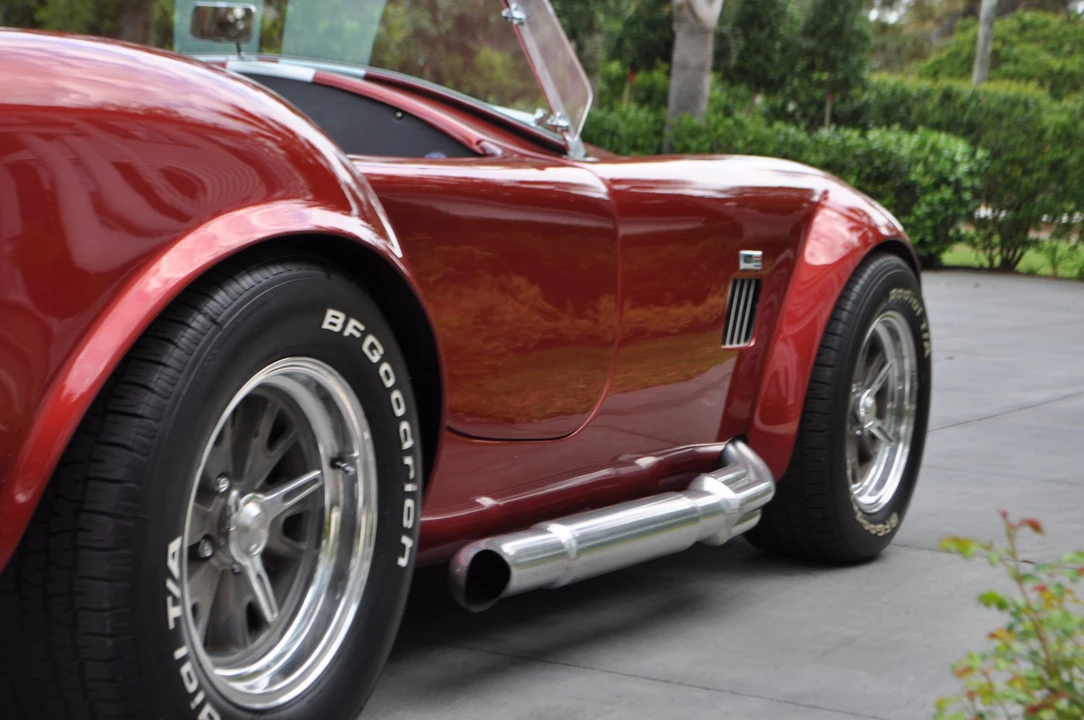 Shelby Cobra Replica - Image 13 of 31